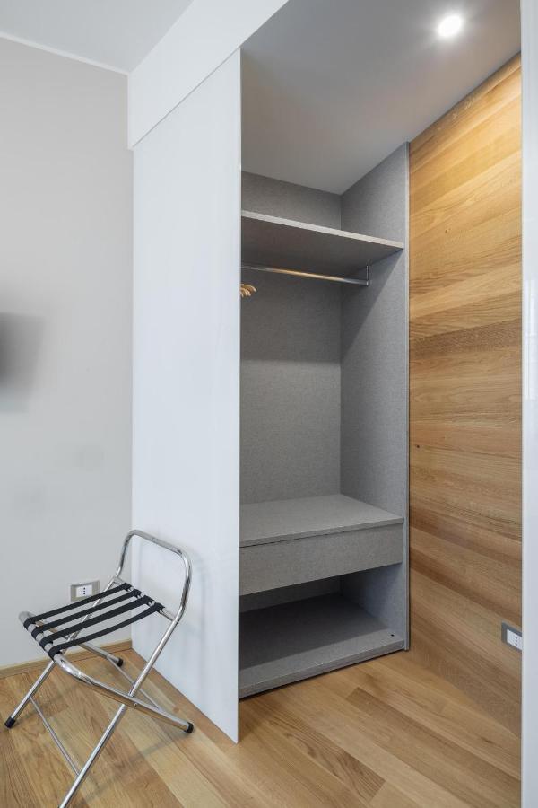 30Cavour Luxury Suites Pavia Exterior photo